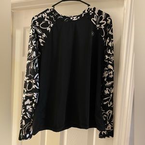Women’s Hurley XL rash guard swim top